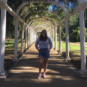 Meet your Posher, Isabelle